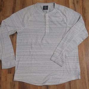 American Eagle Henley